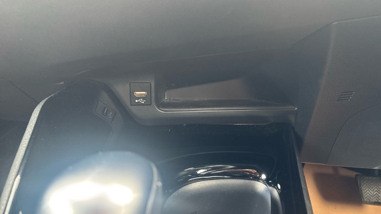 Toyota C-HR 1.8 Hybrid Design 5dr CVT Hybrid Hatchback